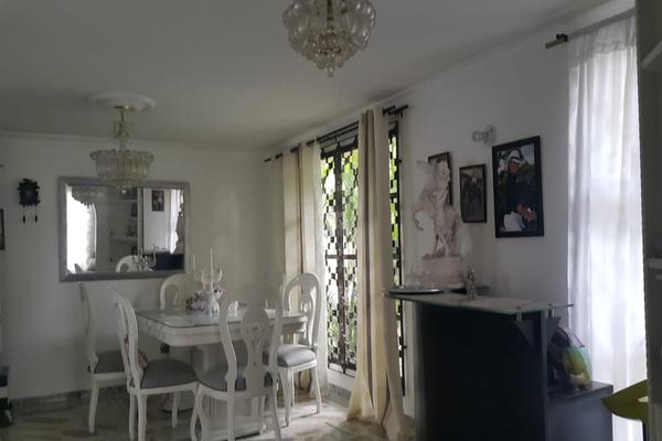 NUEVO ALVERNIA, SE VENDE CASA ESQUINERA UNIFAMILIAR
