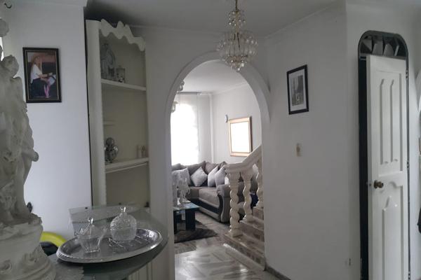 NUEVO ALVERNIA, SE VENDE CASA ESQUINERA UNIFAMILIAR