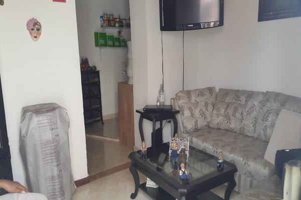 EL ROJAS, SE VENDE PROPIEDAD CON CUATRO RENTAS
