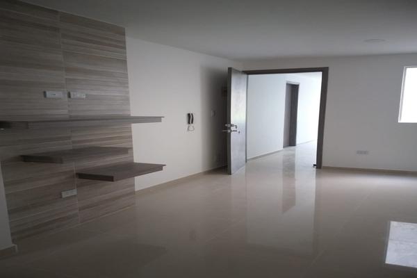 URBANIZACIÓN EL DORADO, SE VENDE EDIFICIO MUTIFAMILIAR
