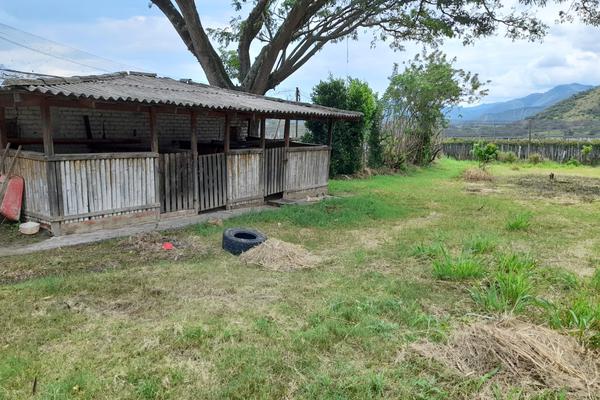 ROLDANILLO, VEREDA SANTA RITA, SE VENDE CASA CAMPESTRE