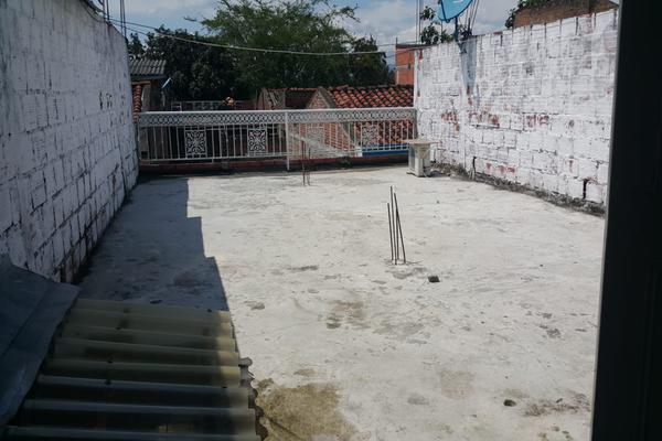 PROGRESAR, SE ALQUILA APARTAMENTO EN SEGUNDO PISO CON TERRAZA