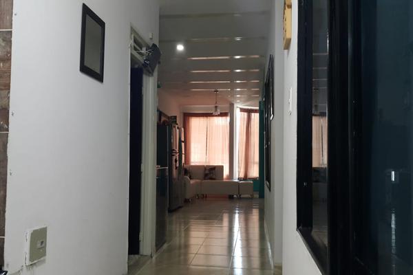 PORTALES DEL RIO, SE VENDE PROPIEDAD BIFAMILIAR