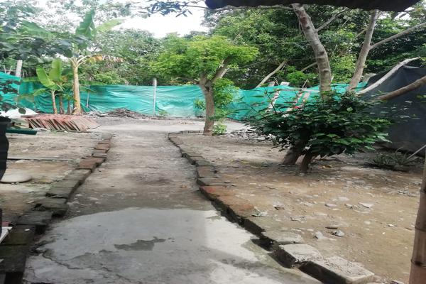 ANDALUCIA, SE VENDE CASA DE UN PISO CON PATIO AMPLIO