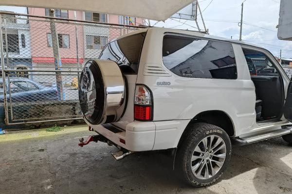 SE VENDE CAMIONETA TOYOTA SUMO, EXCELENTE ESTADO