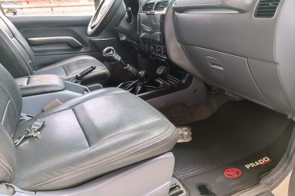 SE VENDE CAMIONETA TOYOTA SUMO, EXCELENTE ESTADO