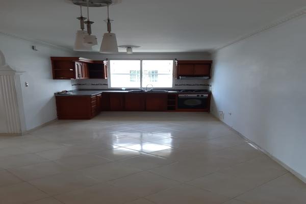 NUEVO PRINCIPE, SE VENDE CASA UNIFAMILIAR