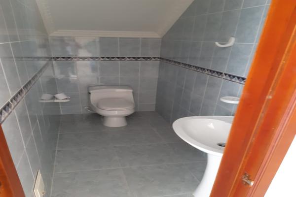 NUEVO PRINCIPE, SE VENDE CASA UNIFAMILIAR