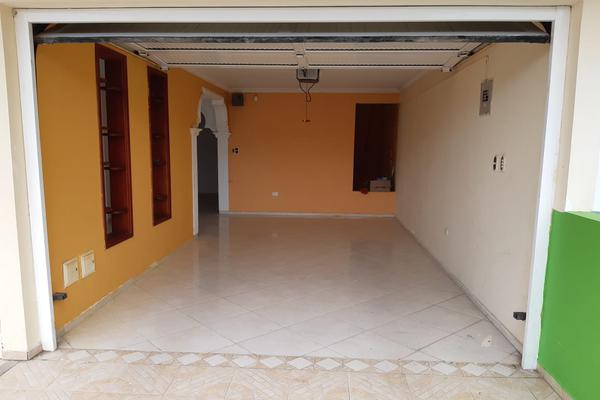 NUEVO PRINCIPE, SE VENDE CASA UNIFAMILIAR