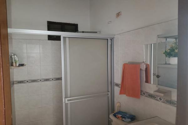 VICTORIA, SE VENDE CASA BIFAMILIAR