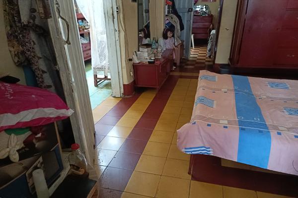 CENTRO, SE VENDE CASA GRANDE