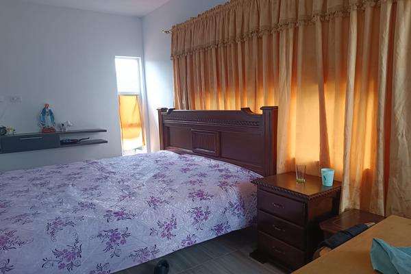 SE VENDE ESPECTACULAR CASA CON LOTE