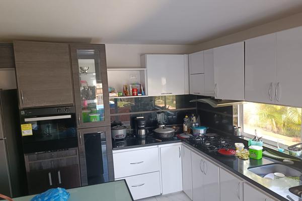 SE VENDE ESPECTACULAR CASA CON LOTE