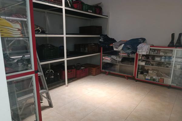 VENTA DE CASA COMERCIAL EN EL BARRIO VICTORIA