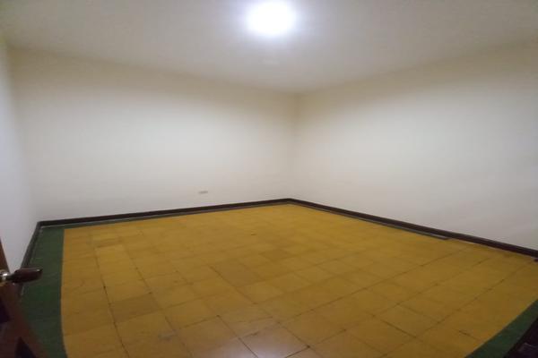 SE VENDE GRAN CASA COMERCIAL EN EL BARRIO SALESIANOS