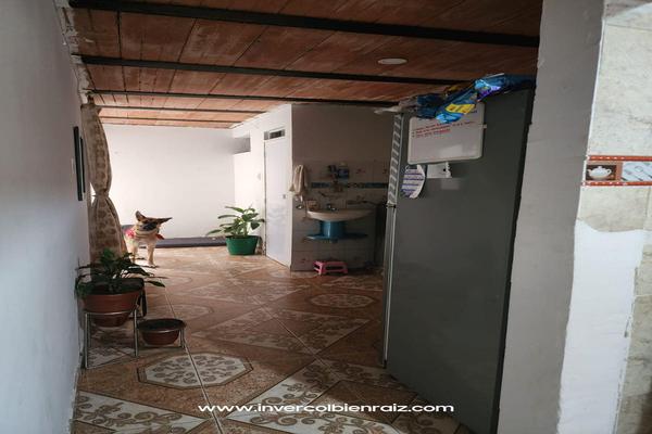 SE VENDE CASA BIFAMILIAR EN EL BARRIO EL PARAÍSO