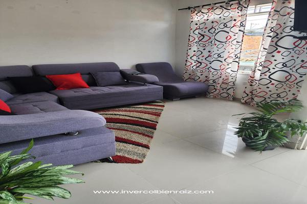 SE VENDE CASA BIFAMILIAR EN EL BARRIO EL PARAÍSO