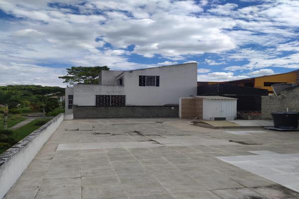 SE VENDE CASA ESQUINERA EN VILLA CAMPESTRE