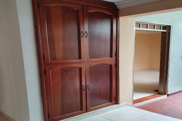 EL LAGUITO, SE VENDE HERMOSA CASA UNIFAMILIAR