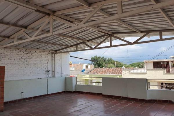 EL LAGUITO, SE VENDE HERMOSA CASA UNIFAMILIAR