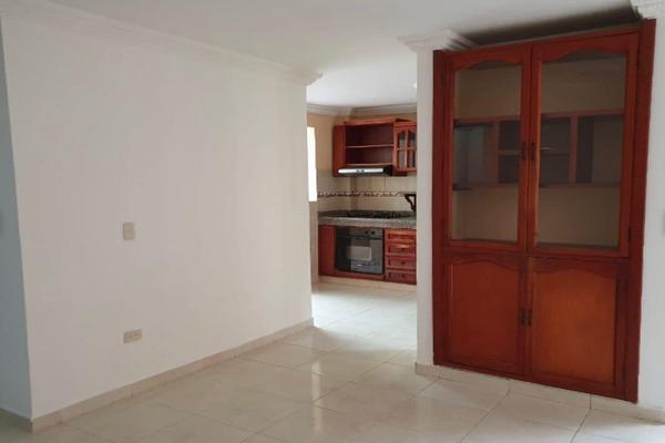 EL LAGUITO, SE VENDE HERMOSA CASA UNIFAMILIAR