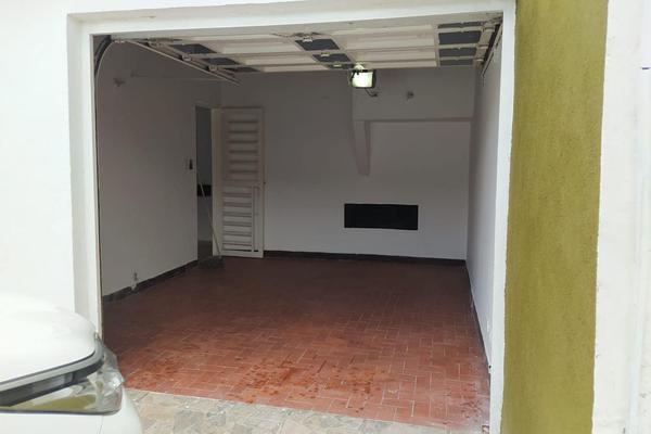 SE VENDE CASA DE UN PISO EN NUEVO PRÍNCIPE
