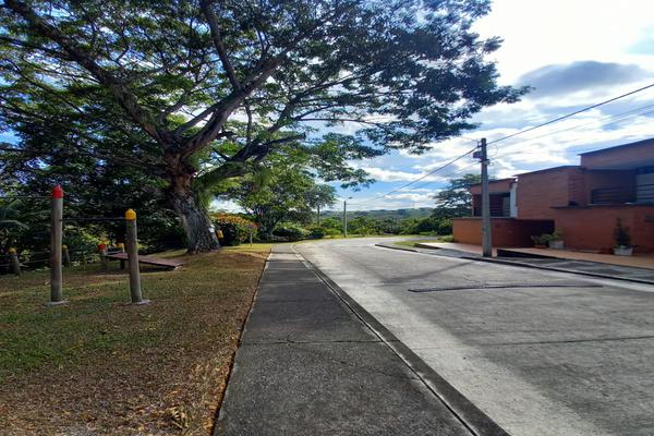 SE VENDE CASA UNIFAMILIAR EN CONJUNTO ALTOS DE LA COLINA