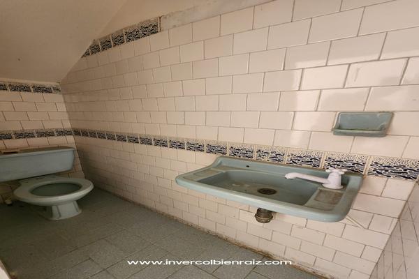 SE VENDE APARTAMENTO DE DOS PISOS EN EL BARRIO SALESIANOS