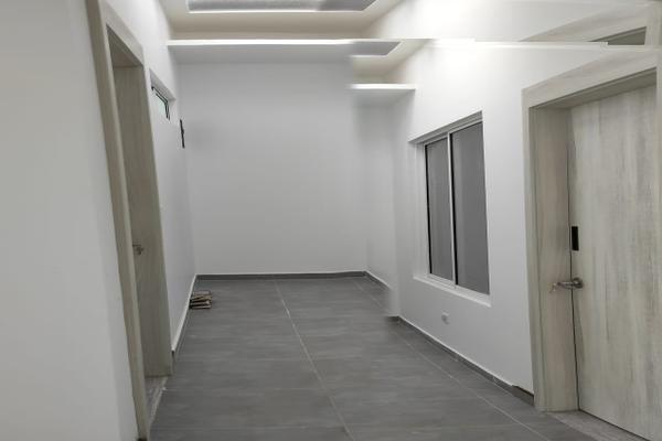 SE VENDE CASA BIFAMILIAR EN EL BARRIO NUEVO ALVERNIA