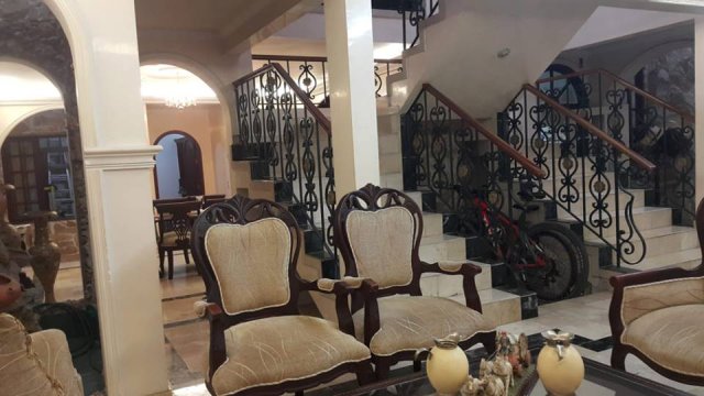 SE VENDE CASA UNIFAMILIAR EN EL BARRIO NUEVO ALVERNIA