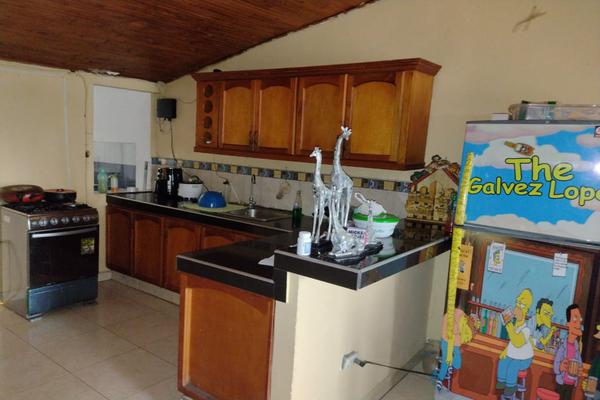 SE VENDE CASA ESQUINERA GRANDE EN EL BARRIO LA ESPERANZA