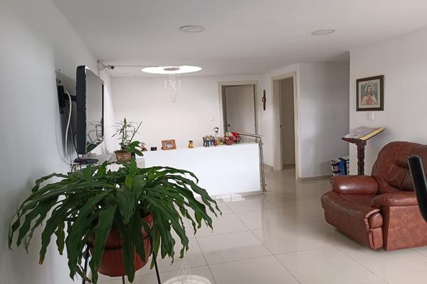 CASA UNIFAMILIAR DE DOS PISOS EN EL ALVERNIA