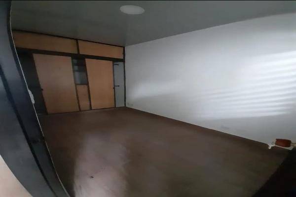 SE VENDE CASA BIFAMILIAR DOBLE RENTA EN EL BARRIO MARANDUA