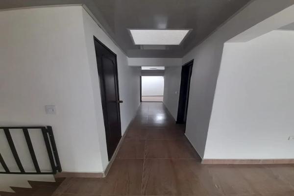 SE VENDE CASA BIFAMILIAR DOBLE RENTA EN EL BARRIO MARANDUA