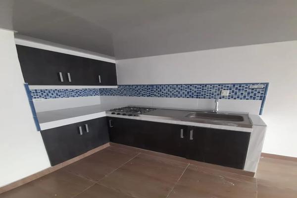 SE VENDE CASA BIFAMILIAR DOBLE RENTA EN EL BARRIO MARANDUA