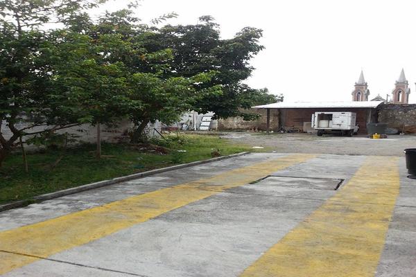 AVENIDA CALI SE VENDE PROPIEDAD MULTIFAMILIAR CON EXCELENTE UBICACION