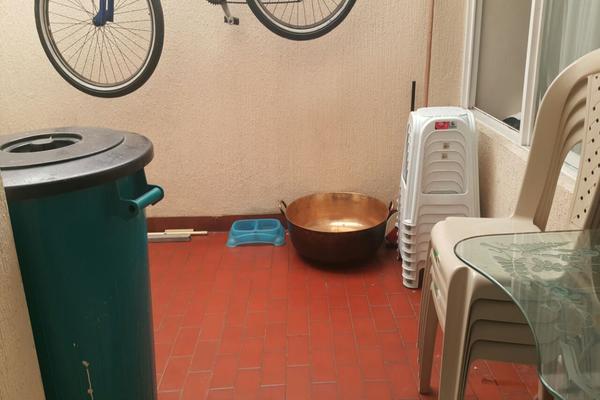 POR LA 30 SE VENDE CASA MULTIFAMILIAR