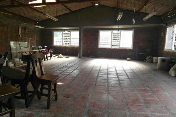  BARRIO ESCOBAR SE VENDE PROPIEDAD