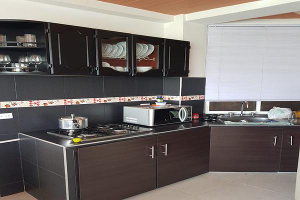 SE VENDE O SE PERMUTA PROPIEDAD MULTIFAMILIAR EN EL CONDOR 2.