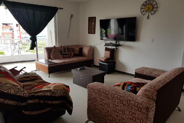 SE VENDE O SE PERMUTA PROPIEDAD MULTIFAMILIAR EN EL CONDOR 2.