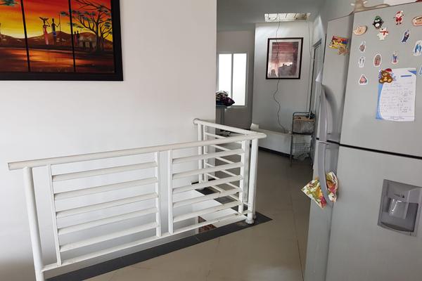 SE VENDE O SE PERMUTA PROPIEDAD MULTIFAMILIAR EN EL CONDOR 2.